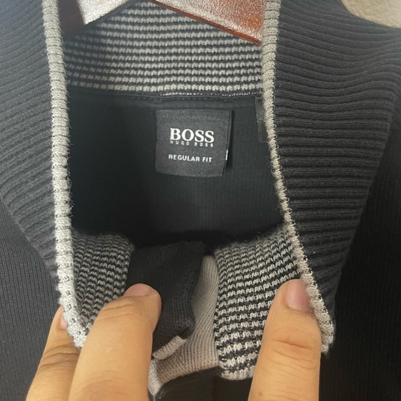 Hugo Boss Sweater - Picture 2 of 5
